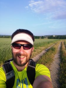 Nach dem Hamsterrad: Mario Schuster bei einer 43km Wanderung