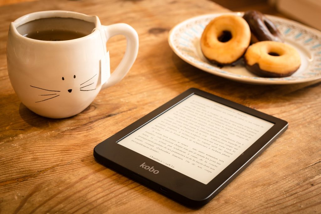 Kaffee und Donuts